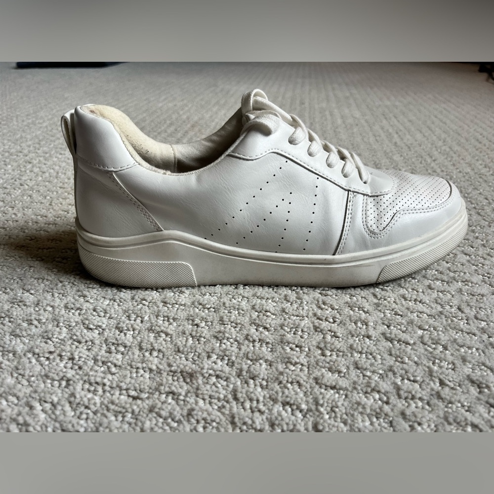 MIA Women's White Sneakers 10